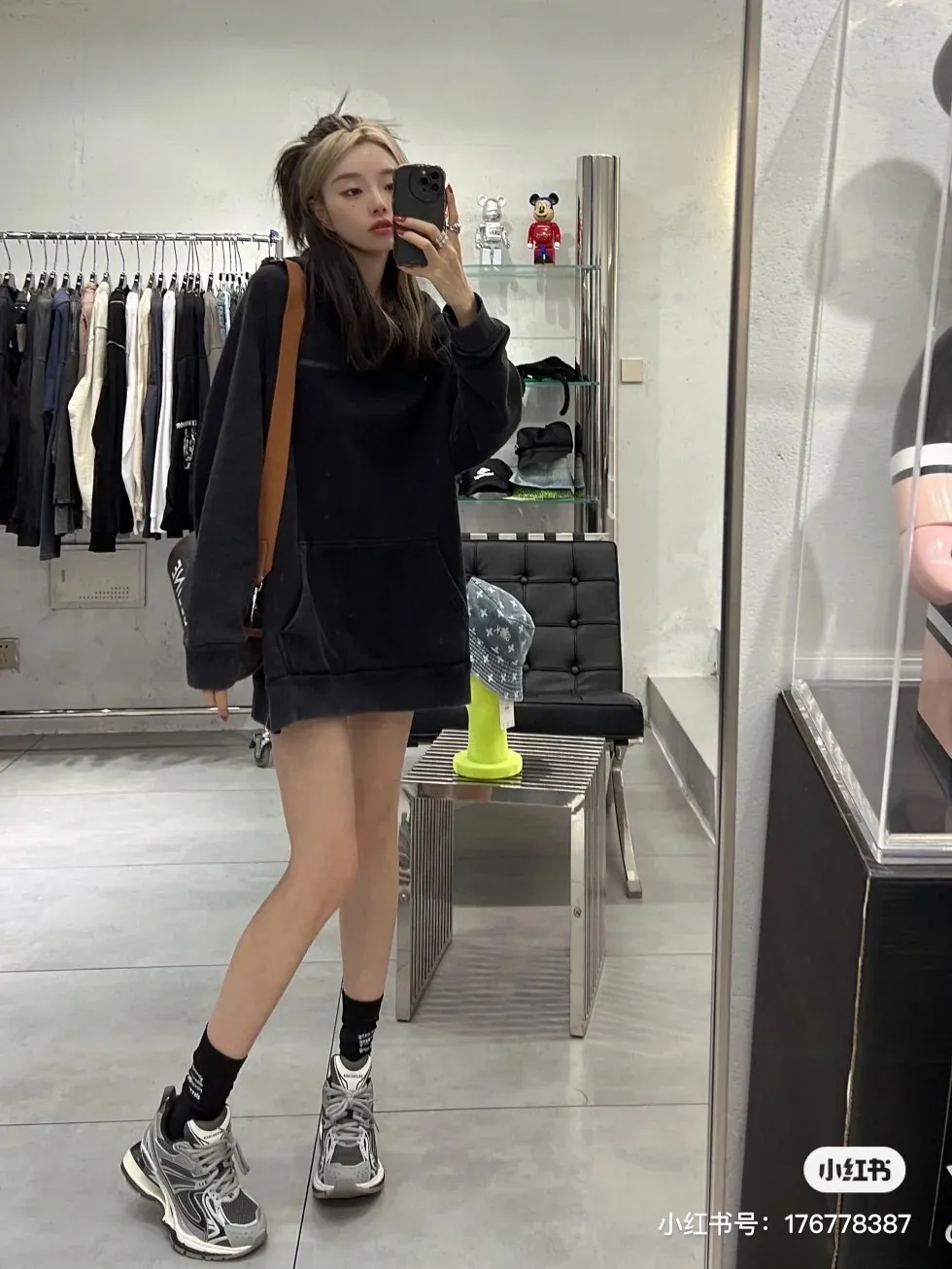 # Balenciaga/ #1917 Same Style